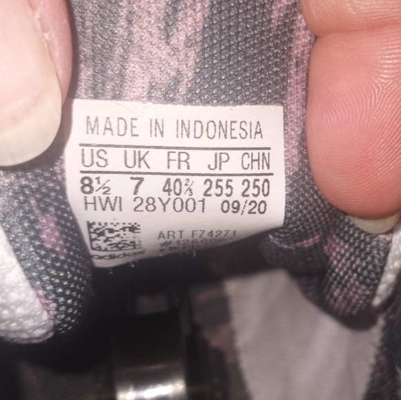 Women's Adidas Bundle - Picture 4 of 11